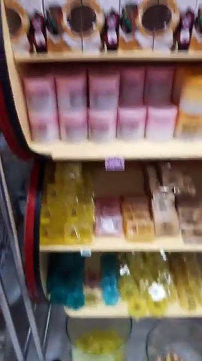 Đi lấy hàng cho khách sỉ - Vận chuyển hàng hóa Thái Lan - VIỆT ANH Logistics