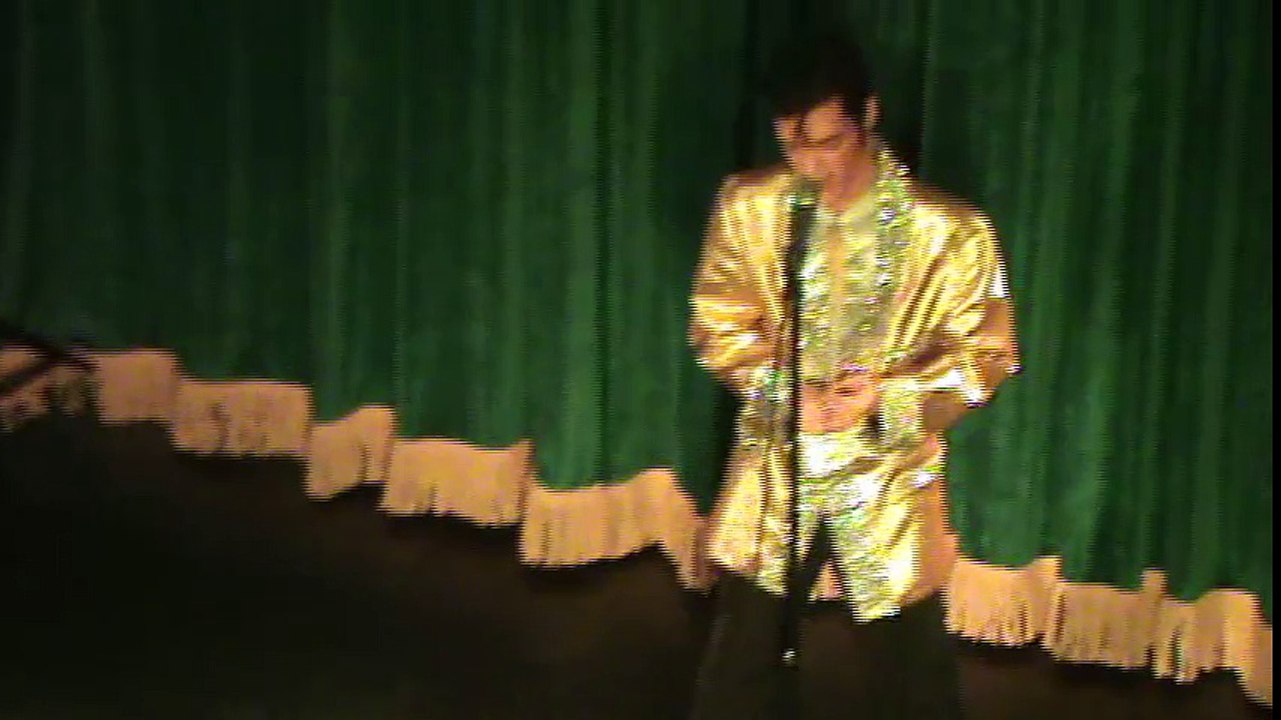 Alex Swindle sings 'You'll Never Walk Alone' Elvis Week 2015