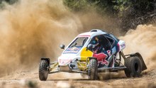First family breakfast then Head to Head race: Sainz vs. Sainz
