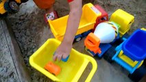 JCB video for children, Baby playing excavator toy, jcb tror , backhoe digging , deadpool