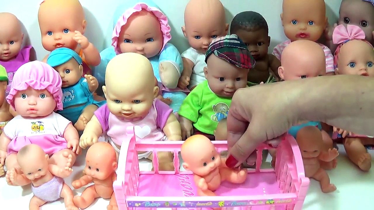 Five Little Babies Jumping on the bed - Nursery Rhymes Song for Kids