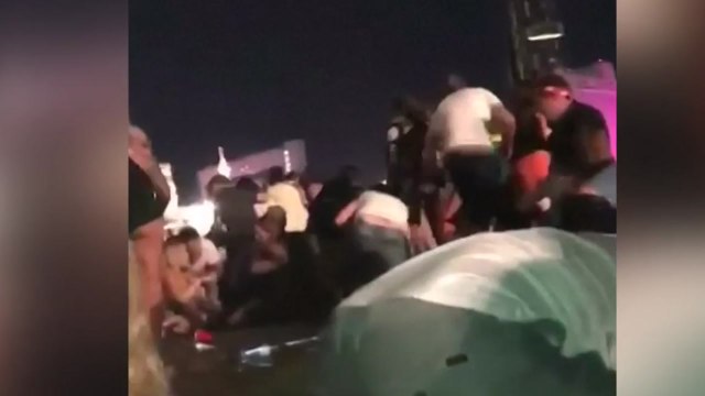 美 최악의 총기 난사... 한인 10여 명 행방 불명 / YTN