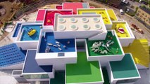 Présentation de la LEGO House au Danemark