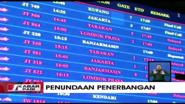 Ratusan Calon Penumpang Lion Air Terlantar di Bandara Juanda