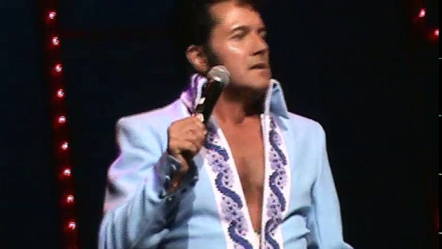 Glenn Bowles sings 'Polk Salad Annie' Elvis Week 2014