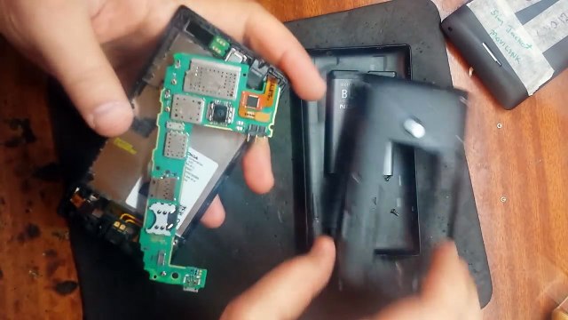 Nokia Lumia 520 замена тачскрина