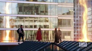 Superman vs Supergirl! - Supergirl Season 2 Episode 22 FINALE Review!