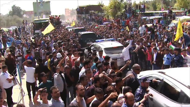 استقبال حاشد لحكومة الوفاق الوطني في غزة