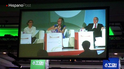 Bióloga transgénero dicta cátedra ambiental a petroleros colombianos