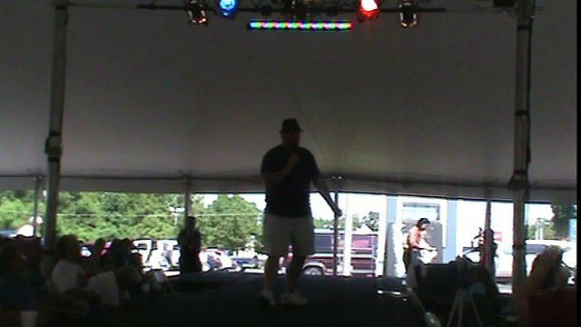 Jeff Lewis sings 'Return To Sender' Elvis Week 2013 T