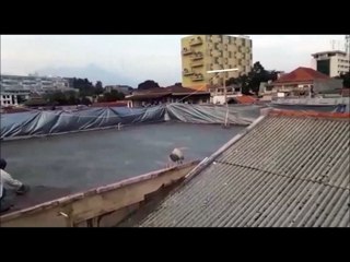 Penggunaan Pompa Beton Mempermudah Pengecoran