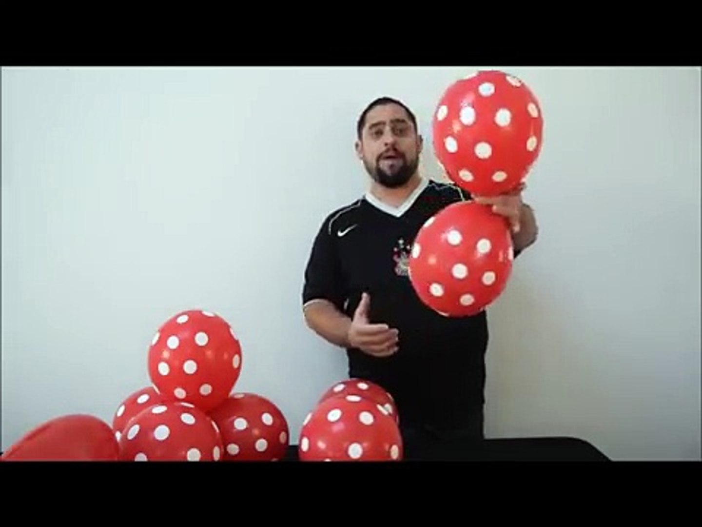 Diy Super Simple Minnie Mouse Balloon Arch Tutorial How To Make A