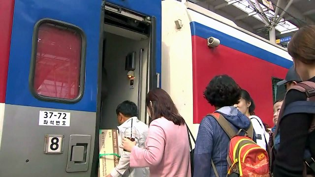 고향 가는 길 설레요 ...분주한 서울역 / YTN