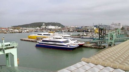 "바닷길도 막히나?"...일부 구간 운항 통제 / YTN