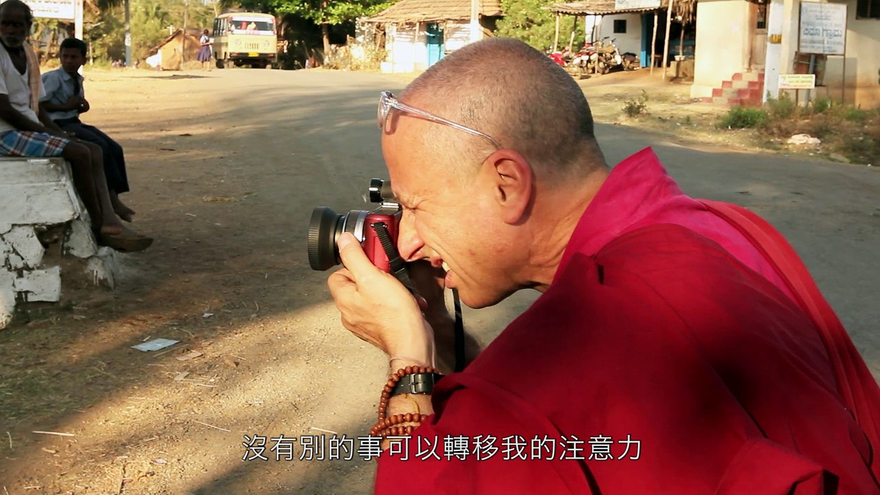 《時尚僧侶新視界》官方中文預告   Monk with a camera  Official Trailer