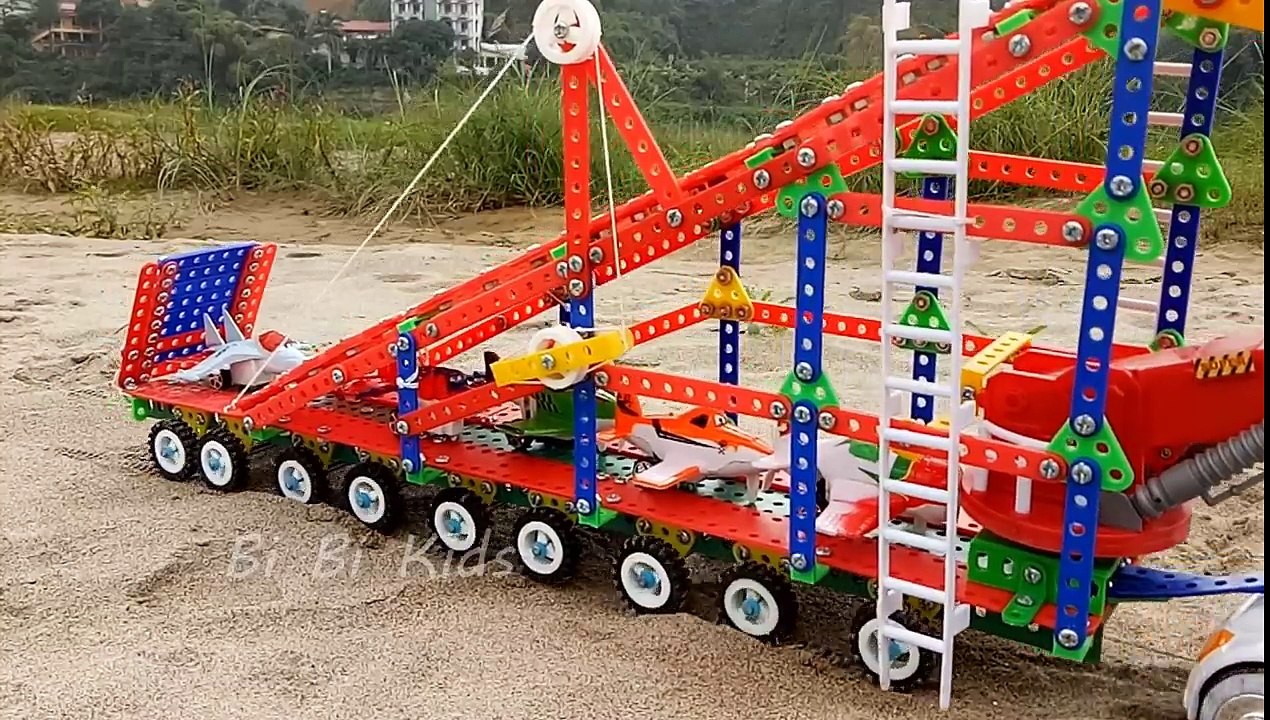 Trucks for children: Super truck | Truck videos for kids | Planes for kids.