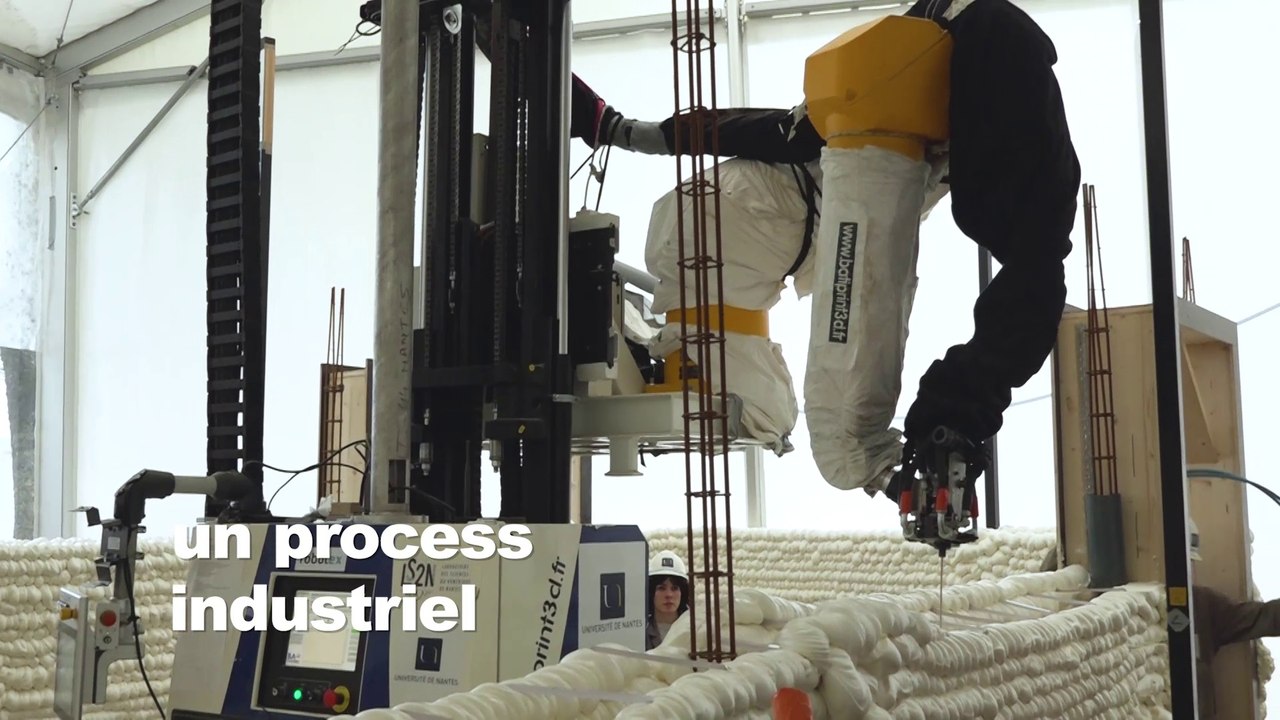 Une maison construite par un robot imprimante 3D