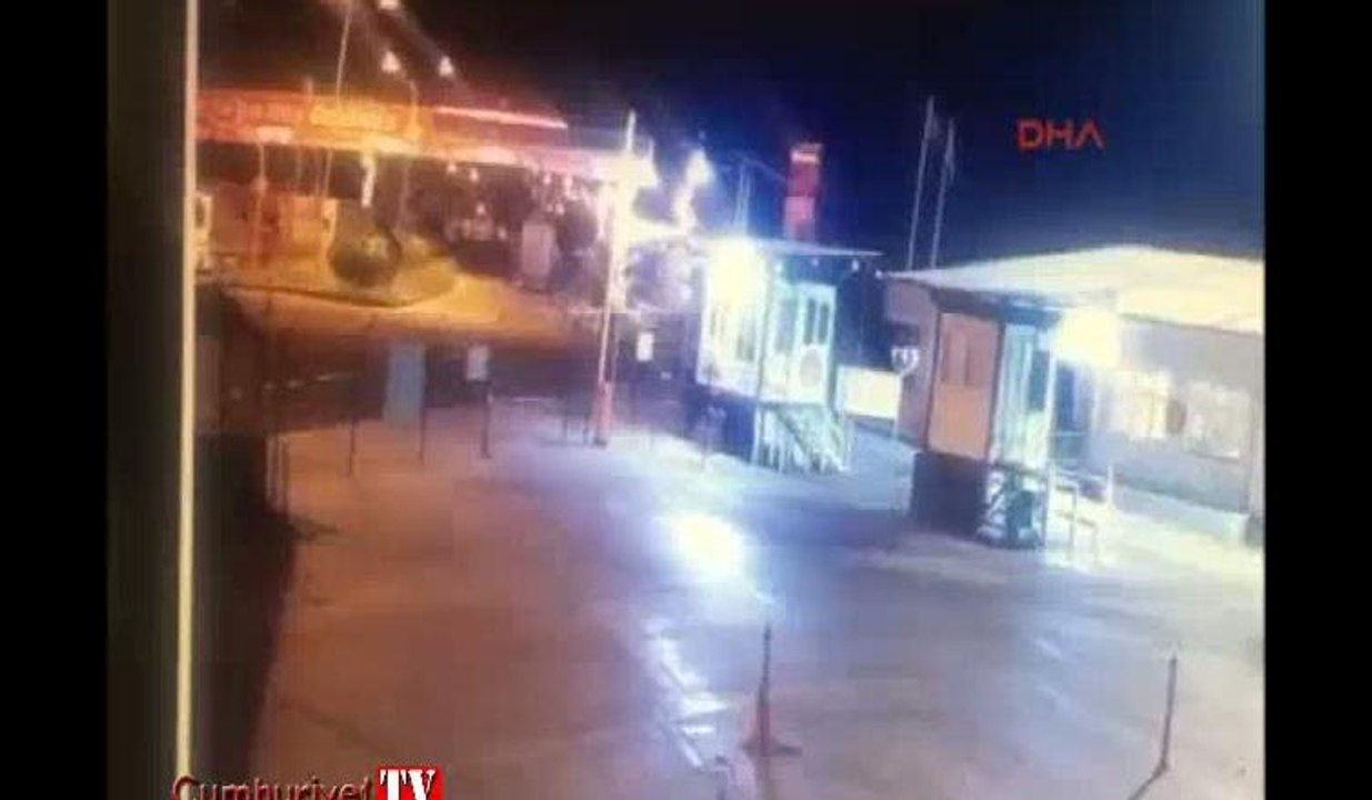 İki kişinin öldüğü feci kaza anı kamerada