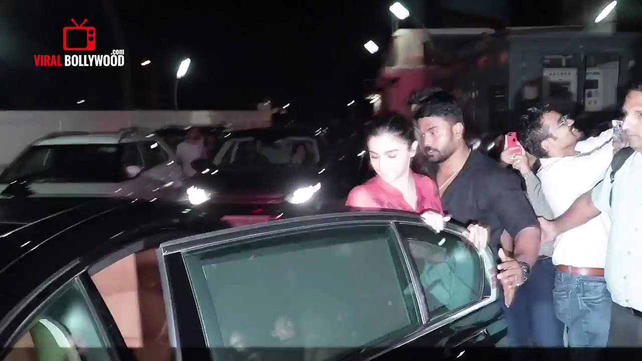 Alia Bhatt At Judwaa 2 Special Screening _ Varun, Taapsee, Jacqueline _ Judwaa 2-2O4SeGdtdF0
