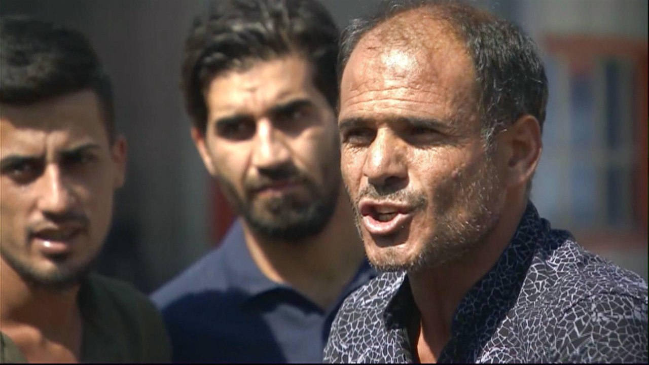 Iraqi and Turkish Kurds share fears of unknown...