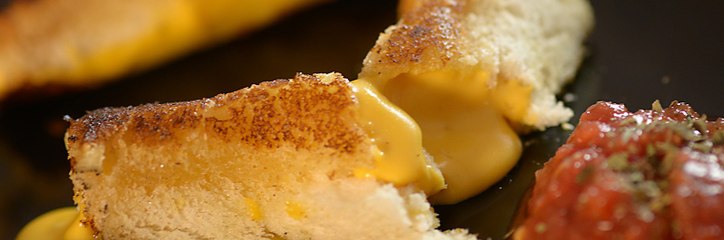 مقبلات لفائف جبنة الشيدر : اكلات سريعة و جديدة