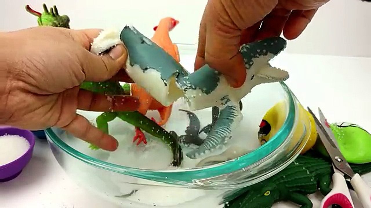 Cutting Open Squishy Kids Animal Toys/Scary Shark And Whale Toys/Stress Ball Emoji Cut Open