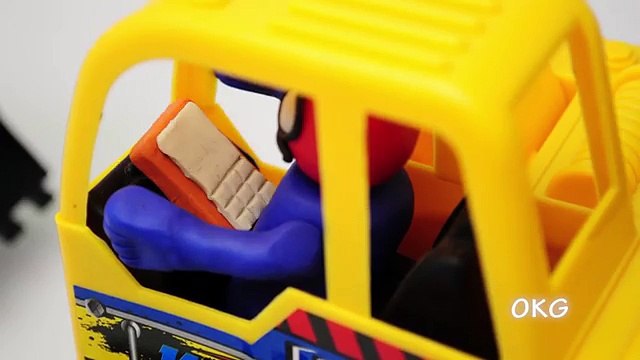 Baby Shark Gumball Machine Superheroes Stop Motion Episodes Play Doh Kids Cartoon