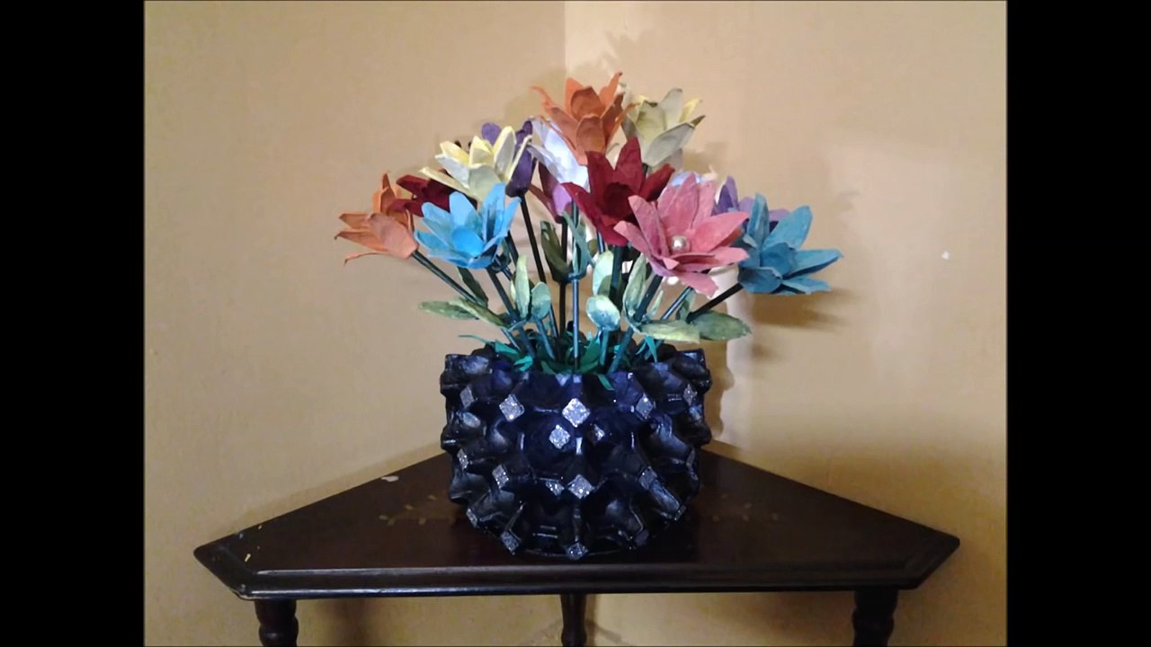 How to make an Egg tray Flower Vase and Flowers