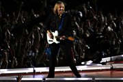 Musicians react to the news of Tom Petty passing away