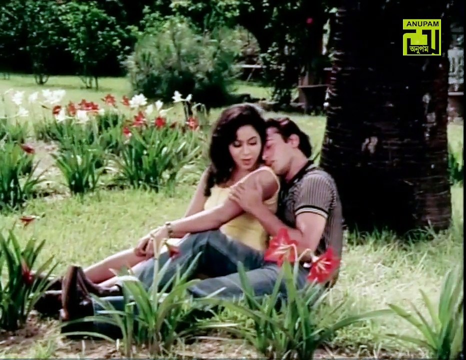 Bangla movie song,Ekdin Tomake Na lkolkata movie song একদিন তোমাকে না l Kajer Meye l Shabnur,Riaz new kolkata song