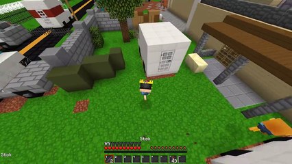 FREDDY ESTÁ ESCONDIDO AHÍ ABAJO!!  MINECRAFT FNAF TROLL