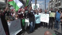 Batı Şeria'da Ulusal Uzlaşı Hükümeti'ne Destek Gösterisi