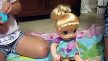 BABY ALIVE Twinkles n Tinkles   Maddy and Elsa open up Surprise Finding Dory   Frozen Fashems
