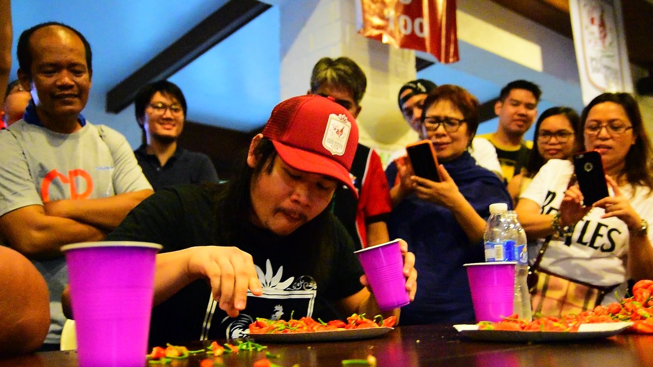 World Record for Eating Ghost Peppers