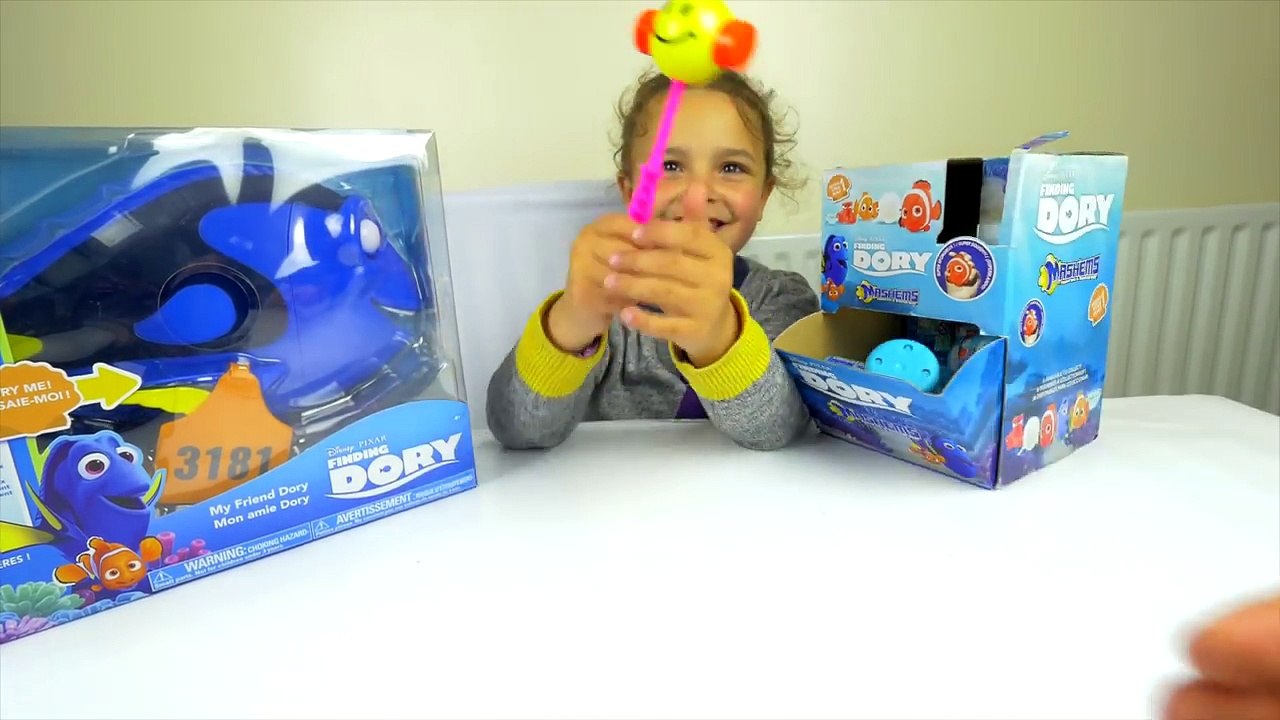 Finding Dory Mashem Toys Fun for Kids: Nemo, Dory, Shark and Bailey speaking whale
