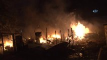 2 Aile Arasında Kavga Çıktı...ateşe Verilen Çadır Alev Alev Yandı