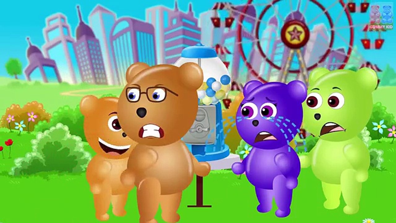 Mega Gummy bear chewing bubble gum from gumball machine finger family