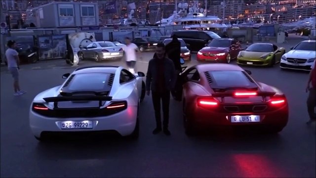 Utiliser sa McLaren 12Cs comme briquet pour allumer sa clope...