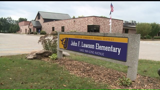 Several Iowa Schools Closed After Parents Receive Threatening Text Messages