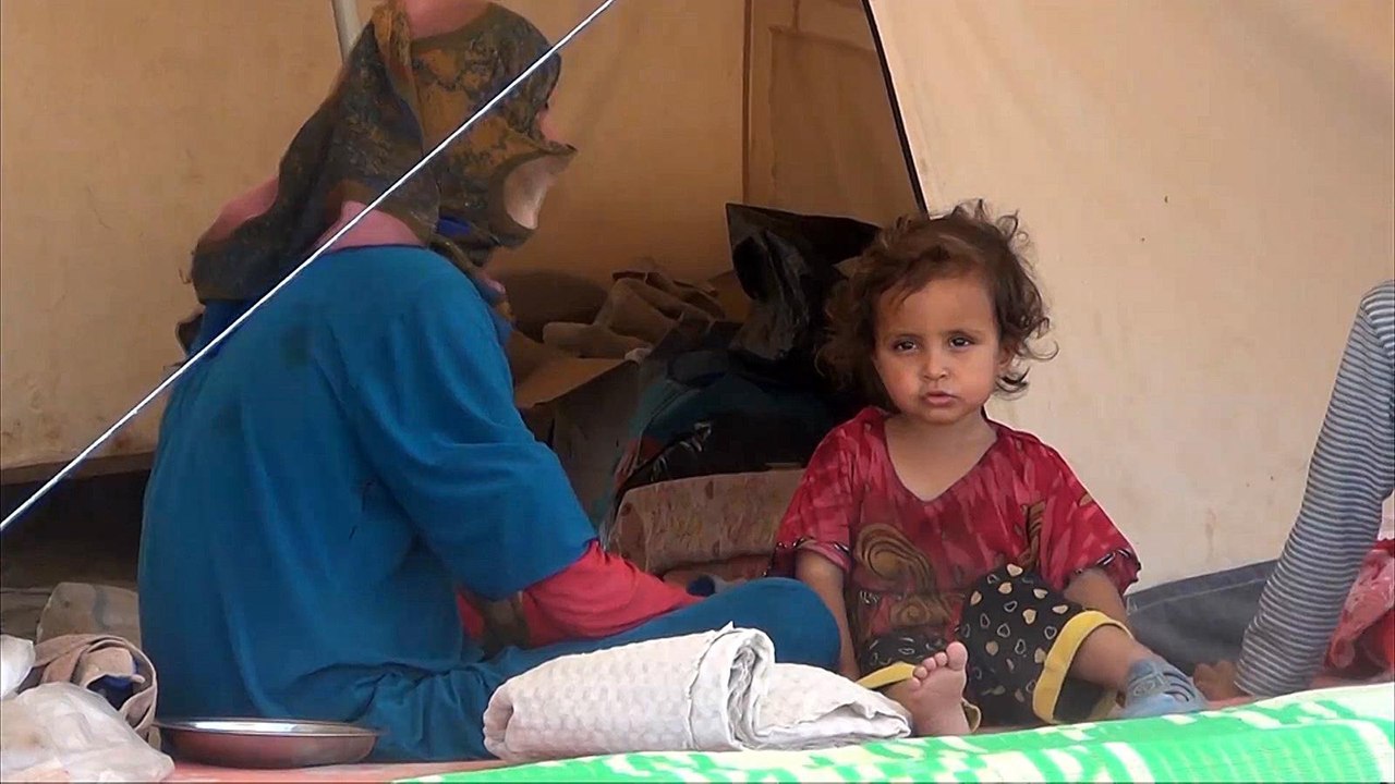 موجة نزوح كبيرة من دير الزور والرقة