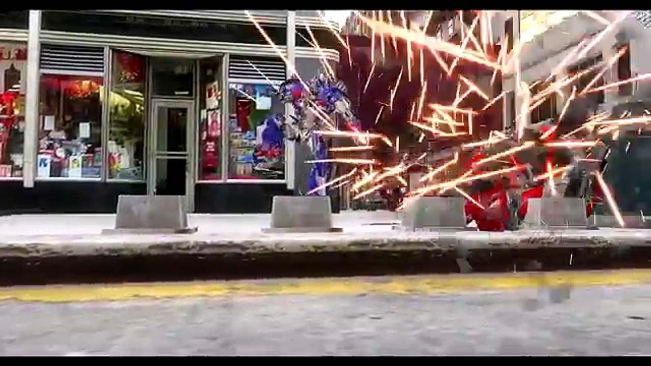 OPTIMUS PRIME & BUMBLEBEE & DRIFT VS LOCKDOWN & STINGER - EPIC BATTLE (TRANSFORMERS DEATHMATCH)