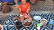 Amazing Beautiful Girl Cooking Snail - How To Grill Snails With Salt & Chilli In Cambodia
