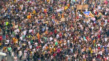 Rey de España pide defender orden constitucional en Cataluña