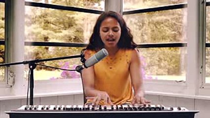 What A Beautiful Name - Julia Vitória (Cover)