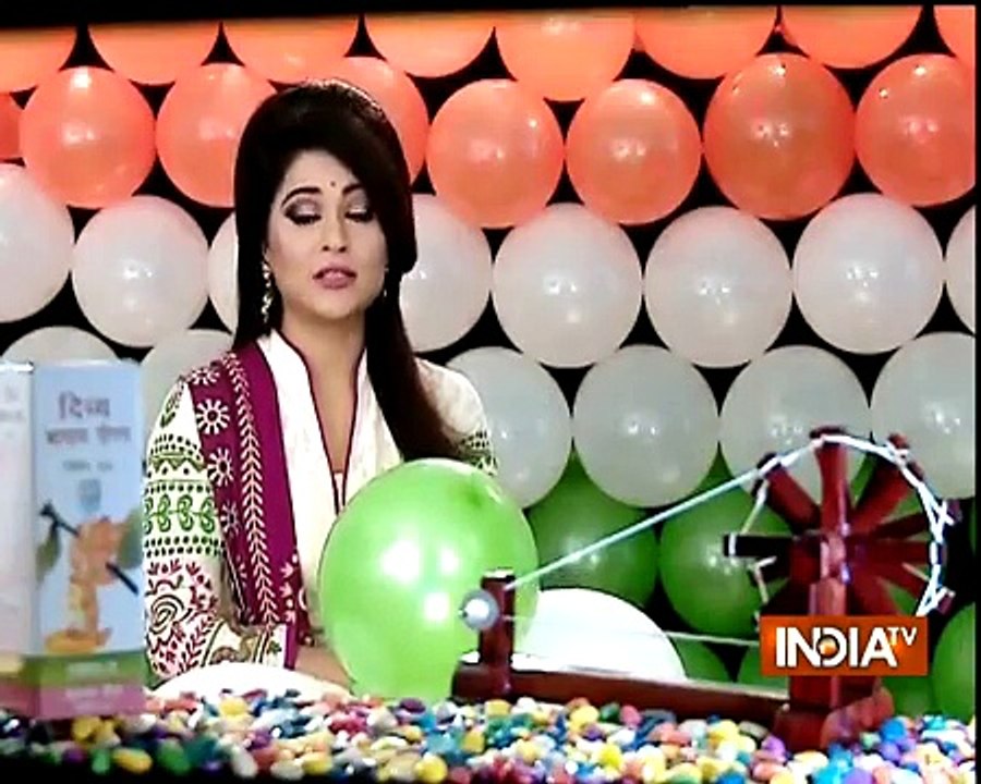 Hina Khan celebrates her birthday before entering Bigg Boss 11 house-RGhMSgUFKUI