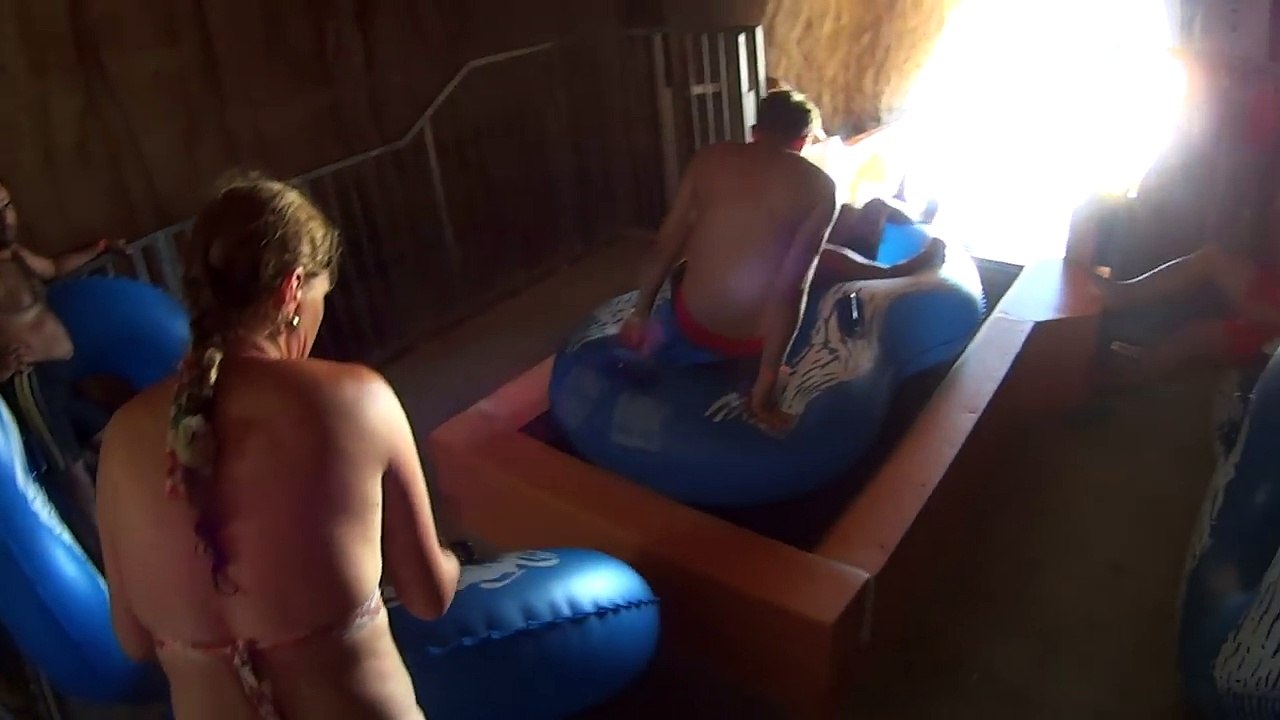 Jet Water Slide at The Land of Legends-GhxjEugwKYw