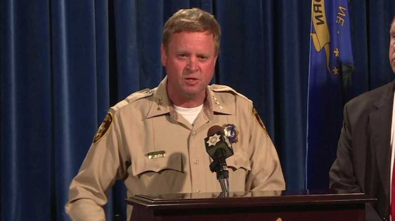 "47 armes à feu ont été découvertes" : l'arsenal de guerre du tueur de Las Vegas