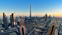 إذا كنت تبحث عن عمل في الإمارات ... اليك أفضل الشركات