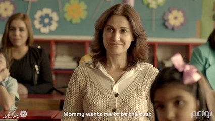 عندما تضحي الأم في سبيل أولادها... فيديو مؤثر هدية لكل أم عربية