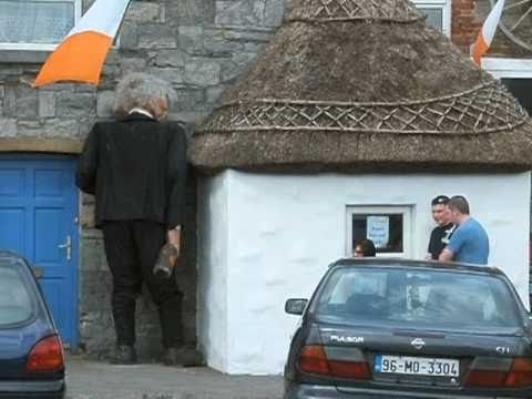 Giant Puppet Drunkenly Roams Traditional Music Festival in Ireland